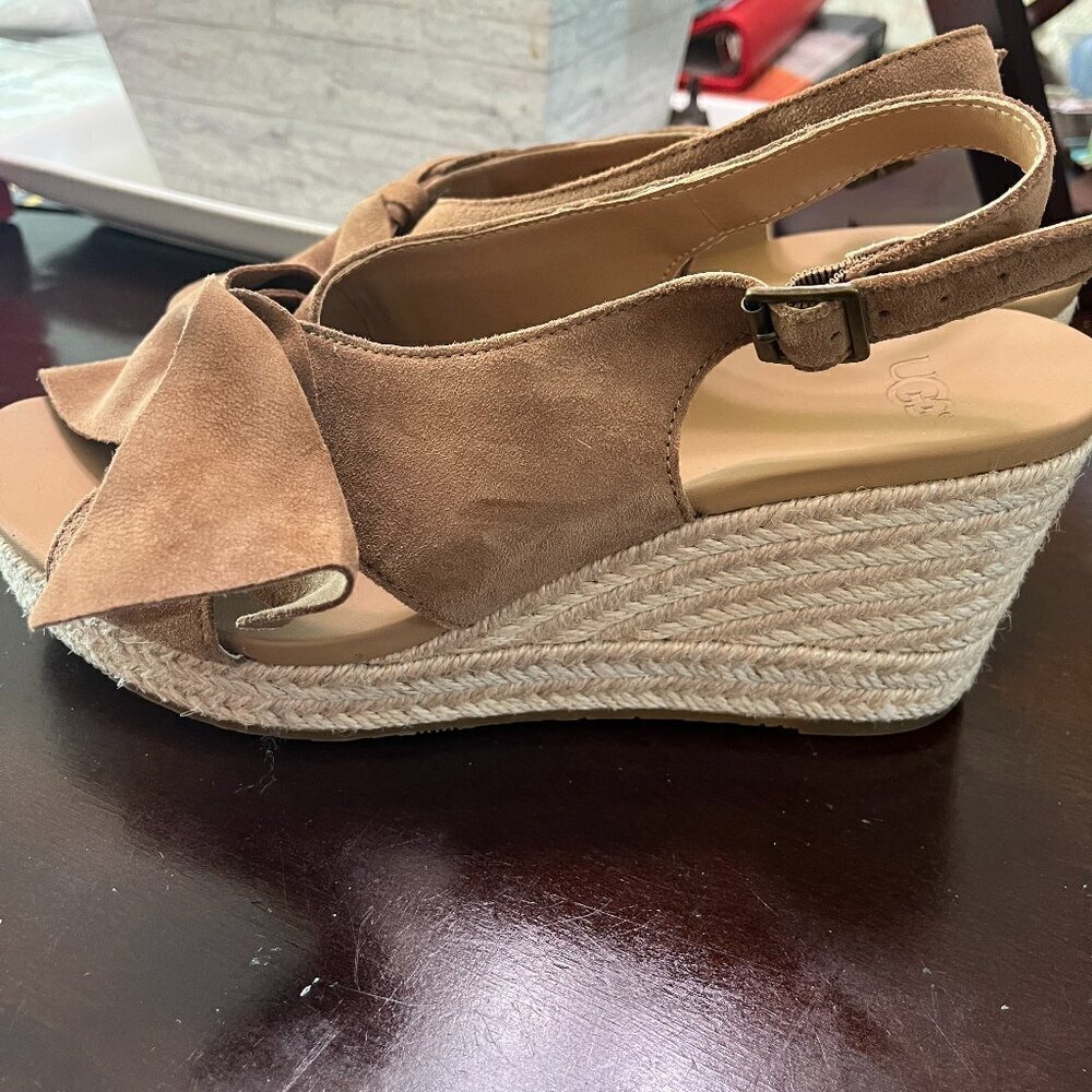 Ugg Ysidra Espadrille Wedge Sandal Chestnut Size 9 Suede Adjustable Ankle Strap